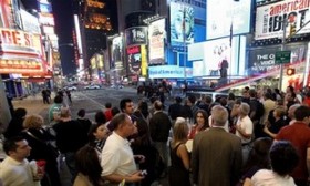 Times Sq. open after bomb scare