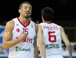 Eurobasket 2011 : Turkey advance, thankful to Britain