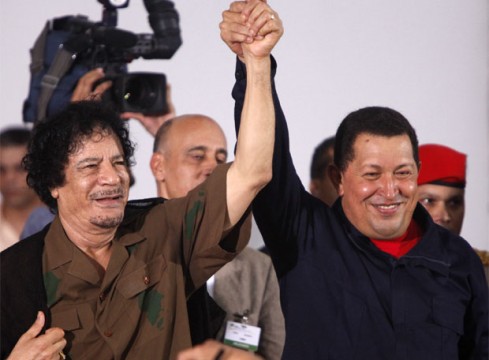 http://www.nationalturk.com/en/wp-content/uploads/2011/10/hugo_chavez_gaddafi_nationalturk-0789-489x360.jpg