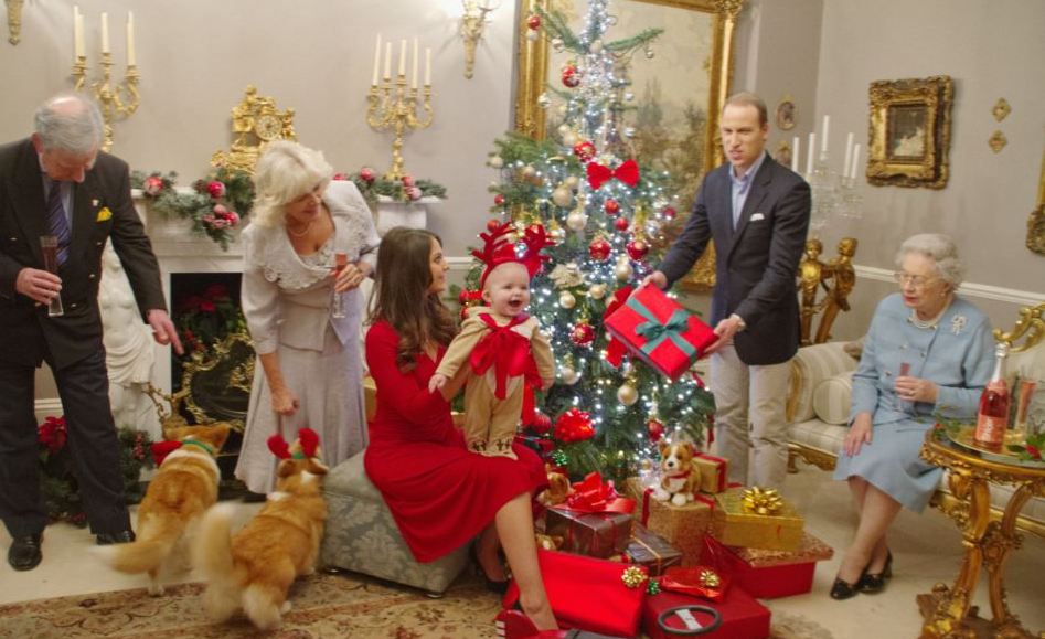 Little Prince celebrates his first Christmas / UK Royal Family