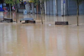 Trabzon sel vatandaşı ve esnafı zor durumda bıraktı