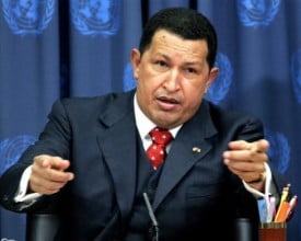 Hugo Chavez bakanı görevden aldı