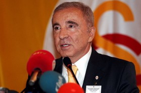 Ünal Aysal şantaj