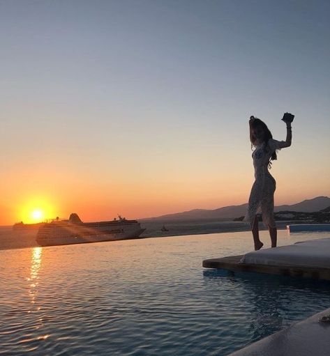 elcin sangu mykonos