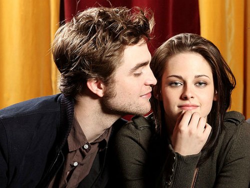 Twilight stars Robert Pattinson & Kristen Stewart get married in their ...