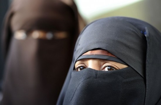  Burka  ban in France Veiled tourist thrown from the Paris  