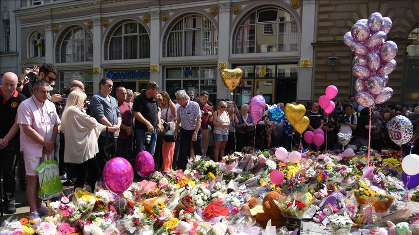 Memorial service commemorates Manchester arena victims