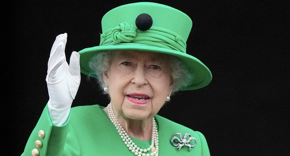 All news, developments, videos, photos about Queen Elizabeth are on NationalTurk