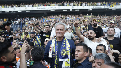 Renowned head coach Jose Mourinho met the fans of his new team, Turkish Super Lig side Fenerbahce, on Sunday.