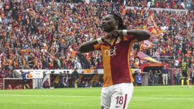 Bafetimbi Gomis announces retirement