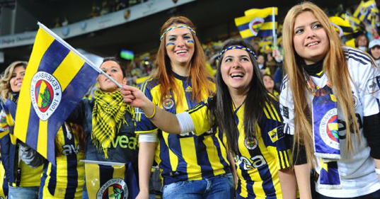 fenerbahce kadin taraftar