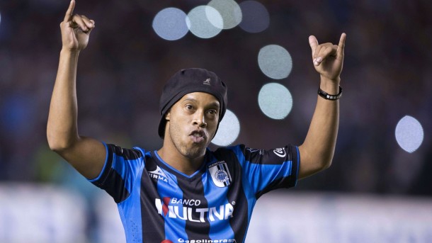 ronaldinho meksika