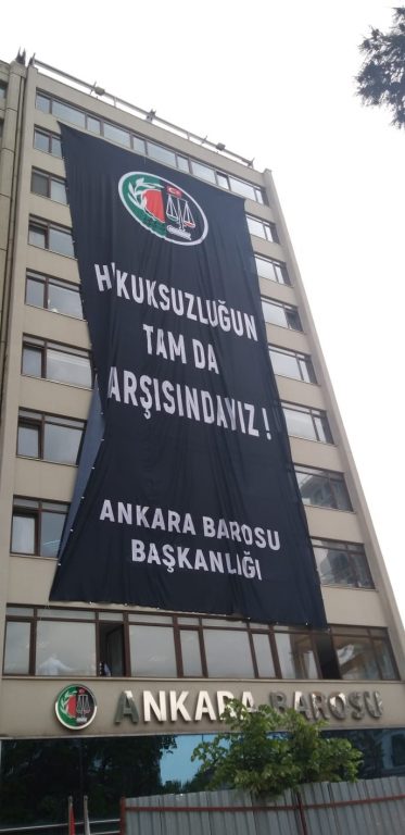 ankara barosu pankart