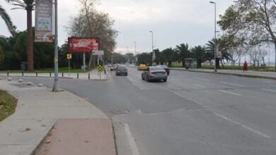 Kadıköy Postası'nın haberine göre Caddebostan sahilinde olan trafik kazasında otomobil sol şeride geçen motosiklete çarptı.Nazan Burcu Soyyer hayatını kaybetti.