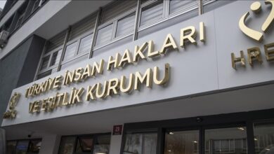 Türkiye İnsan Hakları ve Eşitlik Kurumu (TİHEK), yerel seçim sonrası işçi çıkaran İBB'ye idari para cezası verdi.