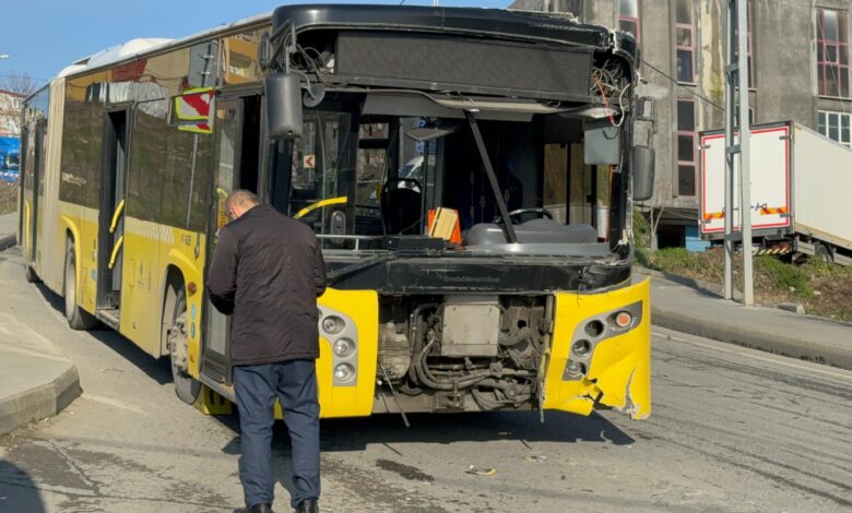 İstanbul Avcılar’da aynı caddede üç İETT otobüsü kaza yaptı. Kazalarda 4 kişi yaralandı.