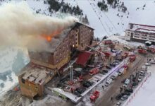 Bolu’nun Kartalkaya Kayak Merkezi'ndeki bir otelde çıkan yangında 10 kişi hayatını kaybetti, 32 kişi yaralandı.