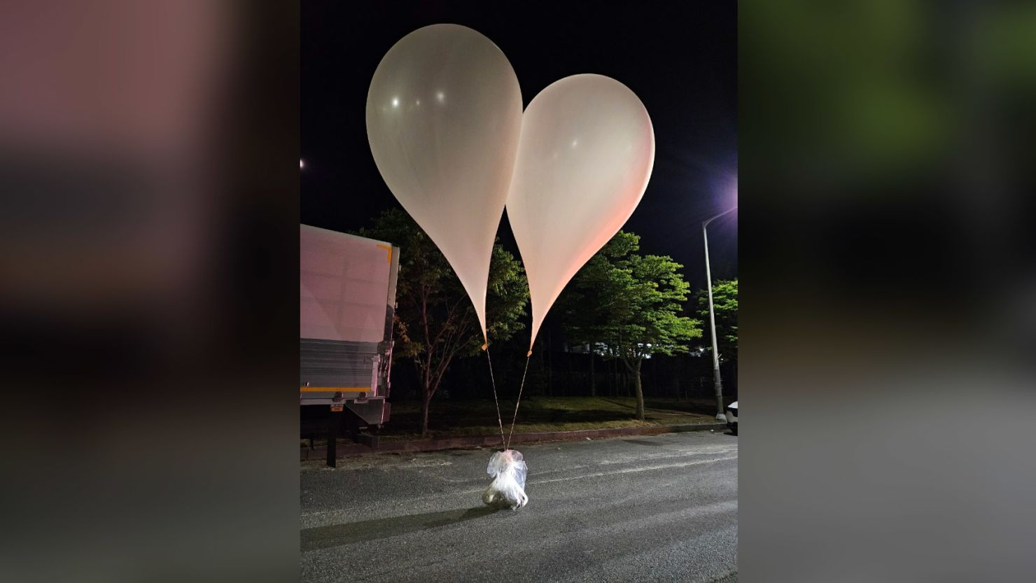 Kuzey Kore, Güney Kore'ye çöp dolu balonlar gönderdi