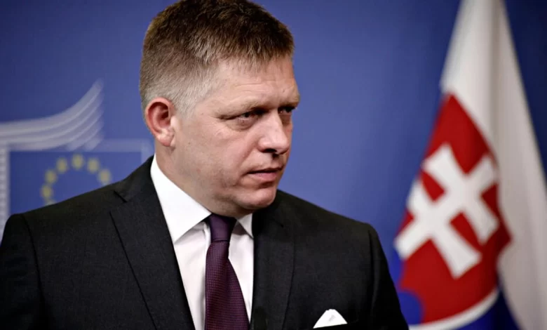 Geçtiğimiz günlerde silahlı saldırıya uğrayan Slovakya Başbakanı Robert Fico’nun durumu hakkında açıklama geldi.