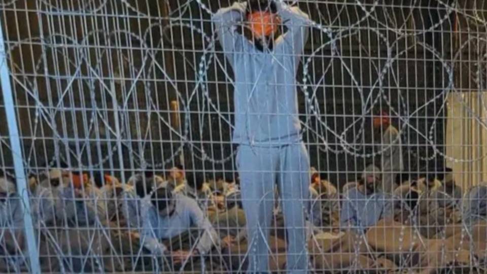 İsrail'den Filistinli esirlere insanlık dışı muamele