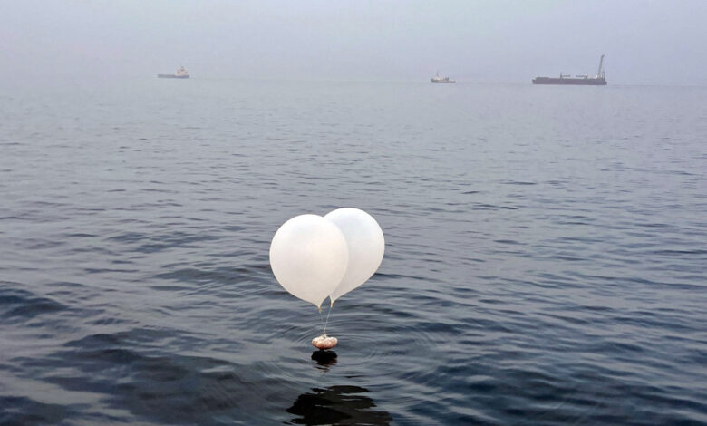 Kuzey Kore, Güney Kore'ye içerisinde çöp bulanan balonlar göndermeye devam ediyor. İki ülke arasında gerilim tırmanıyor.