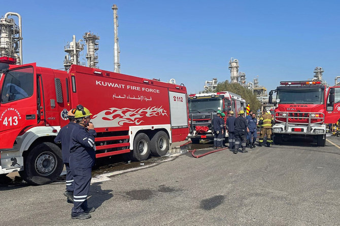 Kuveyt'in güneyindeki Ahmedi iline bağlı Mankaf bölgesinde çıkan yangında 39 kişi hayatını kaybetti, çok sayıda kişi yaralandı.