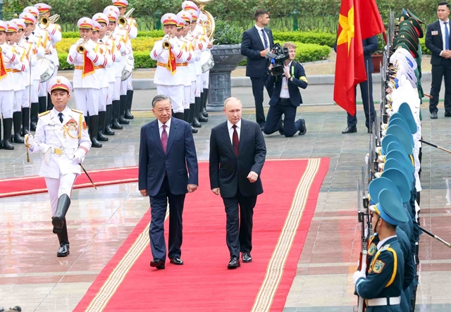Rusya Devlet Başkanı Vladimir Putin, Vietnam Devlet Başkanı To Lam iye bir araya geldi.