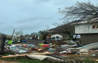 Beryl Kasırgası, Kayayiplereki Union Adası'nda yaşayanların neredeyse tamamını evsiz bıraktı.