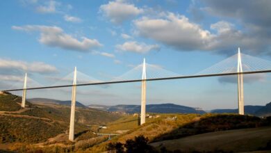 Dünyanın en yüksek köprüsü: Millau Viyadüğü