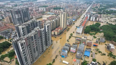 Çin son iki aydır sel ve heyelanlarla boğuşuyor. Ülkede iki ayda 150'den fazla kişi hayatını kaybetti.