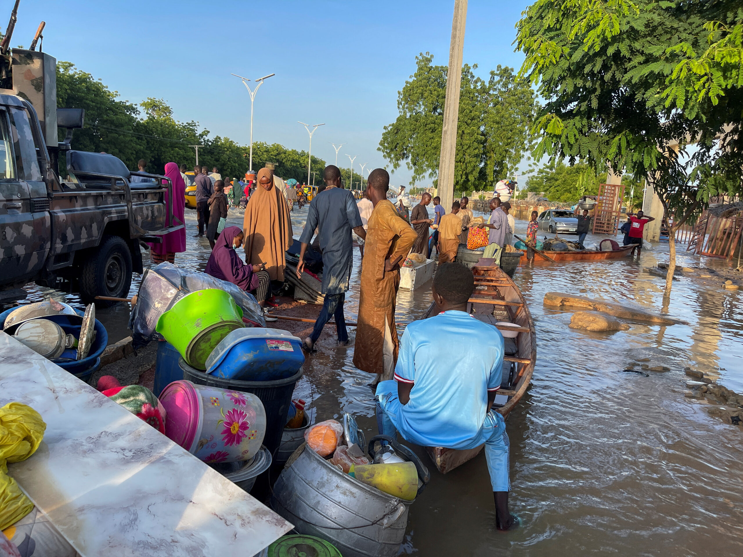 Sudan kolera salgınıyla boğuşuyor. Ülkede şimdiye kadar kolera sebebiyle 348 kişi hayatını kaybetti.