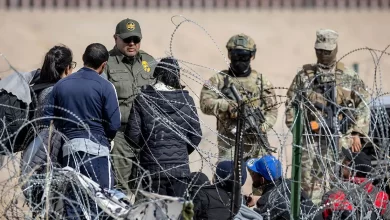 Donald Trump’ın “En büyük sınır dışı operasyonu” olarak adlandırdığı hamle için Meksika sınır kentlerinde hummalı bir hazırlık sürüyor.