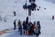 İspanya'nın Pyrenees bölgesinde yer alan Astún Kayak Merkezi’nde teleferik sisteminde meydana gelen arıza, büyük bir kazaya yol açtı.