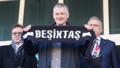 Beşiktaş, Norveçli teknik direktör Ole Gunnar Solskjaer ile 1,5+1 yıllık sözleşme imzaladı.