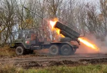 Ukrayna, Rusya'nın Kursk bölgesinde sürpriz bir saldırı başlatarak stratejik noktaları hedef aldı.