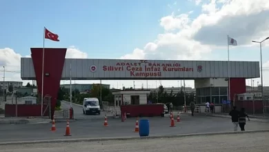 Özgür Özel Silivri ziyaretinde bulundu. Ümit Özdağ Ve Pek çok tutukluyu ziyaret etti.