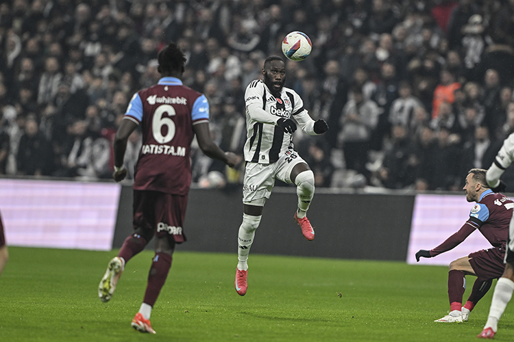 Süper Lig’in 24. haftasında Beşiktaş, sahasında Trabzonspor’u 2-1 mağlup ederek puanını 38’e yükseltti