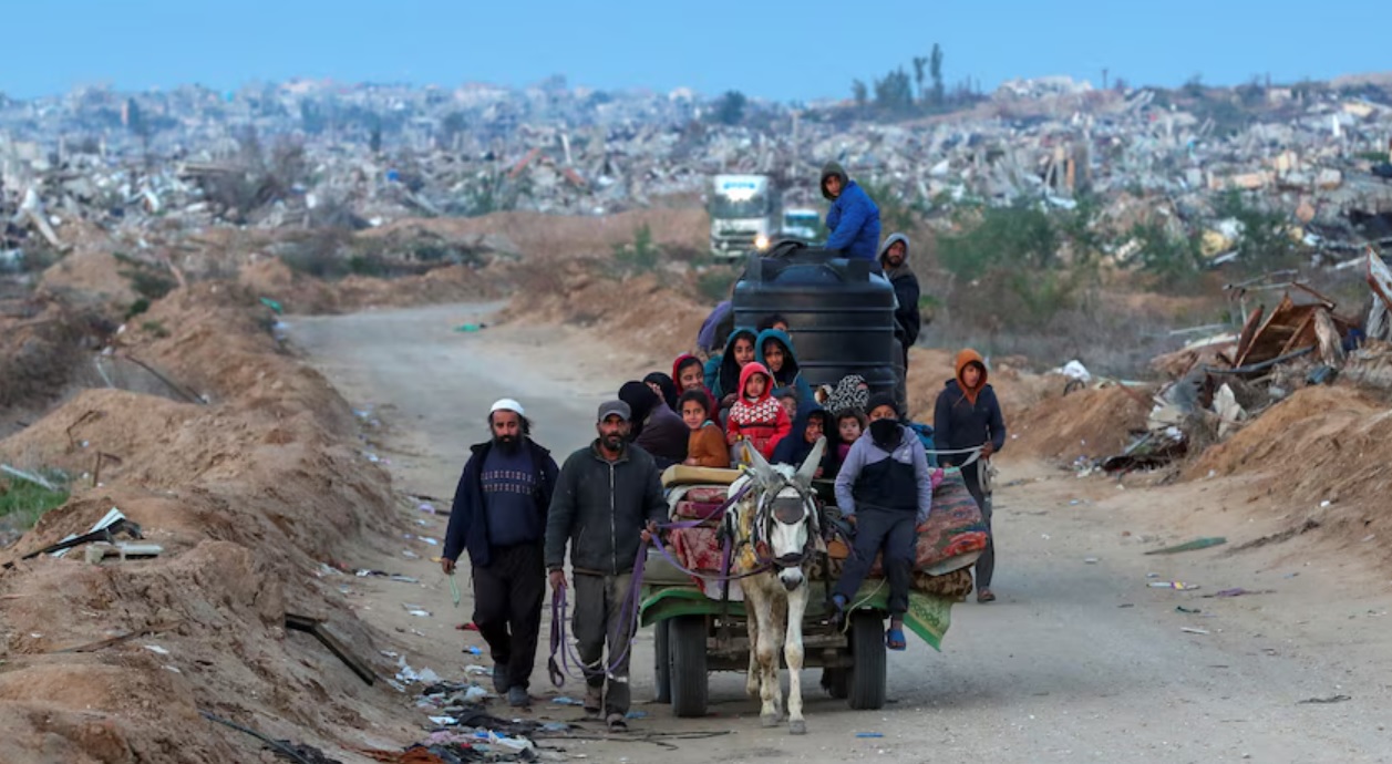 İsrail, Hamas ile yapılan geçici ateşkes anlaşmasının bir parçası olarak Gazze'yi ikiye bölen Netzarim Koridoru’ndan askerlerini çekmeye başladı.