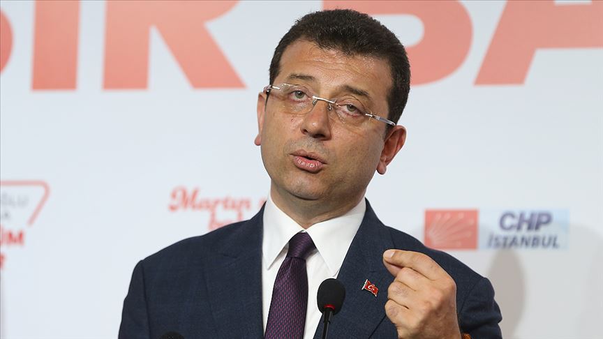 CHP’nin cumhurbaşkanı adayını belirlemek için düzenleyeceği ön seçim öncesinde, Ekrem İmamoğlu, Ankara’da partililerle bir araya geldi.